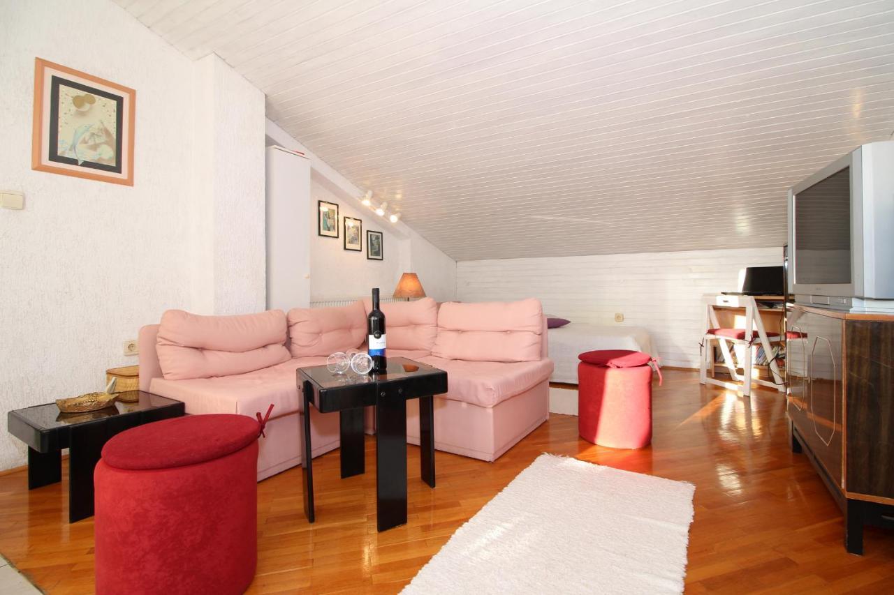 Apartment Ruza 2021 Premantura Exterior photo