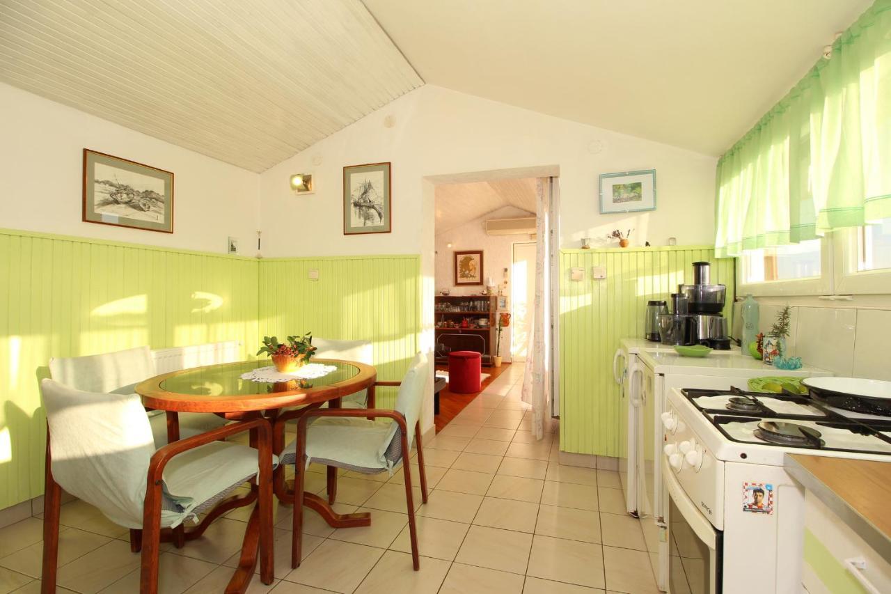 Apartment Ruza 2021 Premantura Exterior photo